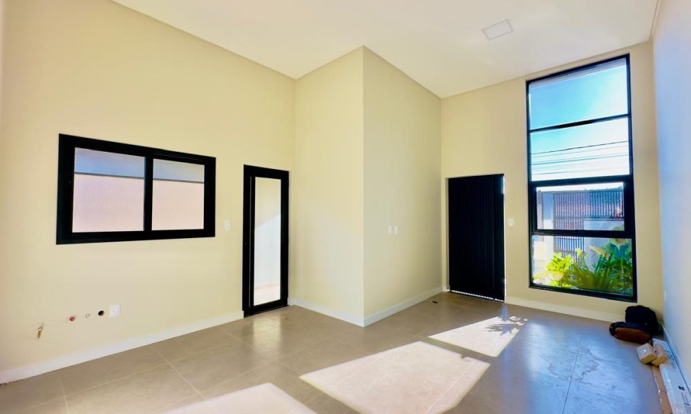 WhatsApp Image 2025-10-20 at 18.59.18 (2)