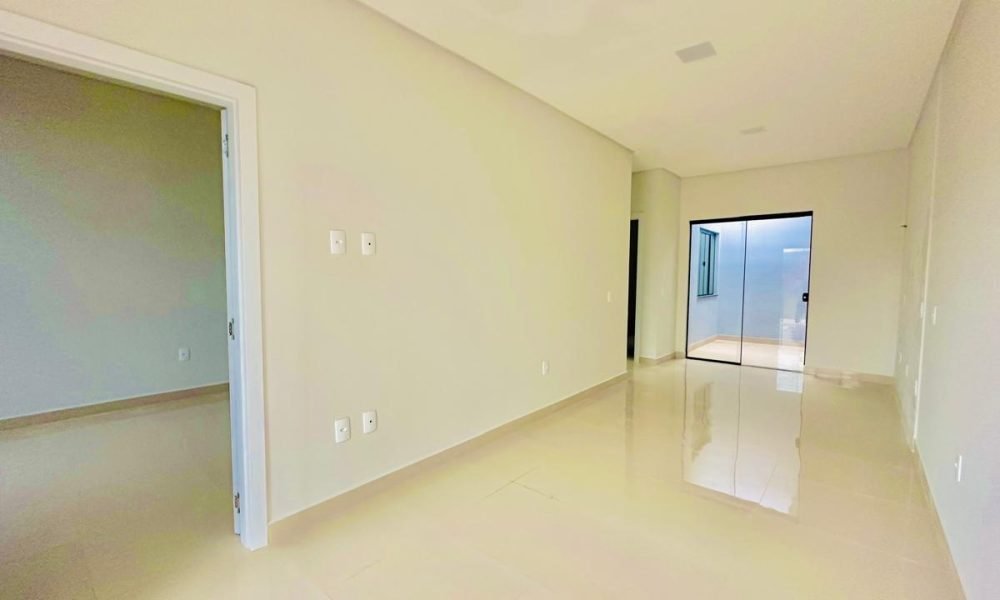 WhatsApp Image 2025-11-27 at 09.40.32 (2)